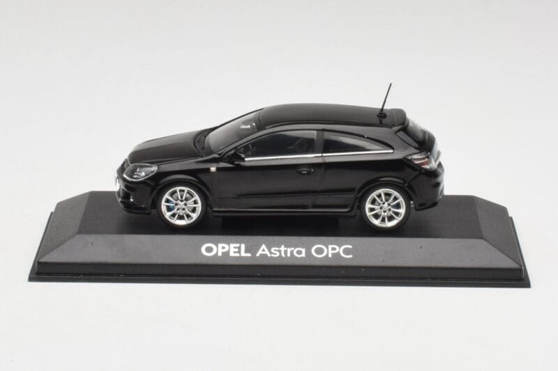 Opel Astra H OPC Schwarz Minichamps 1:43 90399890 Metall