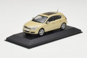 Opel Astra H Gelb Metallic Minichamps 1:43 403043003 Metall – Bild 2 von 4