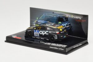 Opel Astra OPC #142 Rathje / Bueler / Scharf / Hoffmeister 24 Hours Nurburgring 2010 Minichamps 1:43 437104142 Metall – Bild 3 von 4