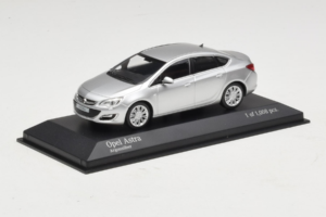 Opel Astra J Silber Minichamps 1:43 410042000 Metall – Bild 2 von 5