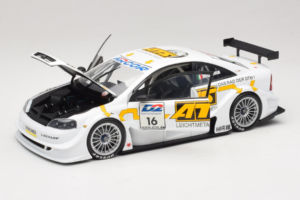 Opel Astra V8 Coupe #16 S. Modena DTM 2000 Action 1:18 AC8004816 Metall – Bild 2 von 8