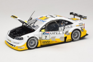 Opel Astra V8 Coupe #7 M. Reuter DTM 2000 Action 1:18 AC8004807 Metall – Bild 2 von 8