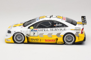 Opel Astra V8 Coupe #7 M. Reuter DTM 2000 Action 1:18 AC8004807 Metall – Bild 4 von 8