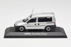 Opel Combo C Silber Minichamps 1:43 COMBO001 Metall