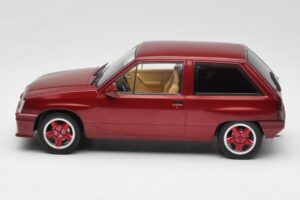 Opel Corsa A Custom Rot MCG 1:18 MCG18433 Metall – Bild 3 von 6