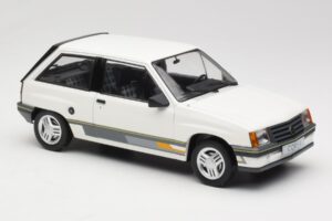Opel Corsa A Sprint Weiss MCG 1:18 MCG18432 Metall – Bild 4 von 6