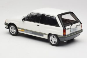 Opel Corsa A Sprint Weiss MCG 1:18 MCG18432 Metall – Bild 5 von 6