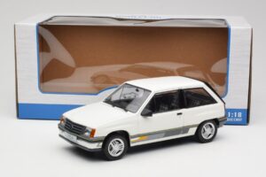 Opel Corsa A Sprint Weiss MCG 1:18 MCG18432 Metall – Bild 6 von 6