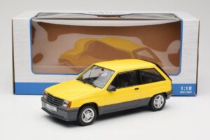 Opel Corsa A SR Gelb MCG 1:18 MCG18431 Metall – Bild 6 von 6