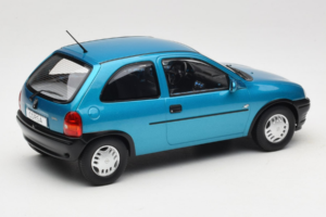 Opel Corsa B Blue Metallic MCG 1:18 MCG18514 Metall – Bild 2 von 6
