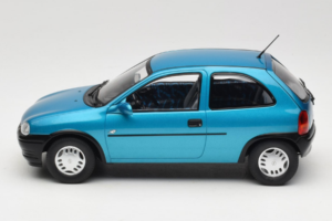 Opel Corsa B Blue Metallic MCG 1:18 MCG18514 Metall – Bild 3 von 6