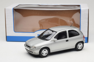 Opel Corsa B Grey Metallic MCG 1:18 MCG18515 Metall – Bild 6 von 6