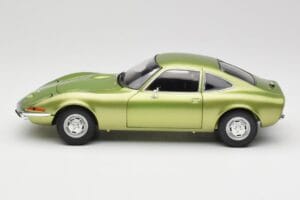 Opel GT Green Metallic Minichamps 1:18 180049029 Metall – Bild 4 von 8