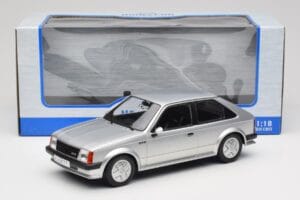 Opel Kadett D GTE Silber MCG 1:18 MCG18533 Metall – Bild 6 von 6