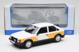 Opel Kadett D SR Weiss mit Gelbem Dekor MCG 1:18 MCG18534 Metall – Bild 6 von 6