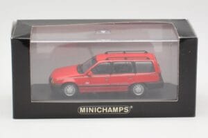 Opel Kadett E Club Kombi Rot Minichamps 1:43 400045910 Metall – Bild 2 von 3