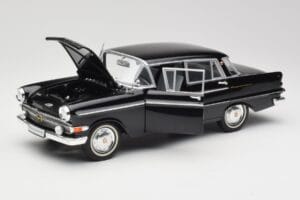 Opel Kapitan P1 Schwarz Revell 1:18 08822 Metall – Bild 2 von 8