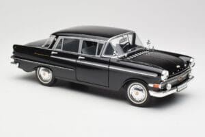 Opel Kapitan P1 Schwarz Revell 1:18 08822 Metall – Bild 6 von 8
