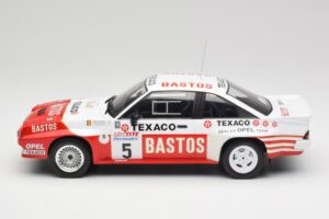 Opel Manta 400 #5 G. Colsoul Rally Ypres 1985 IXO 1:18 18RMC134 Metall – Bild 3 von 6