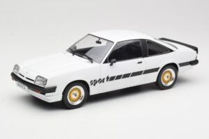 Opel Manta B Sport Weiss MCG 1:18 MCG18237 Metall