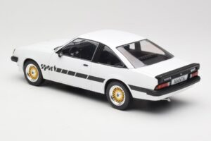 Opel Manta B Sport Weiss MCG 1:18 MCG18237 Metall – Bild 5 von 6