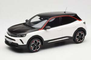 Opel Mokka-E GS Line Jada Weiss Otto 1:18 OT1045 Resin