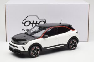 Opel Mokka-E GS Line Jada Weiss Otto 1:18 OT1045 Resin – Bild 6 von 6
