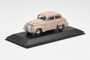 Opel Olympia A Beige Minichamps 1:43 430040404 Metall – Bild 2 von 4
