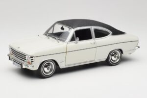 Opel Olympia A Coupe Weiss Schwarz Revell 1:18 8446 Metall