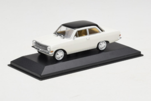 Opel Rekord A Weiss Schwarzes Dach Minichamps 1:43 430041002 Metall – Bild 2 von 4