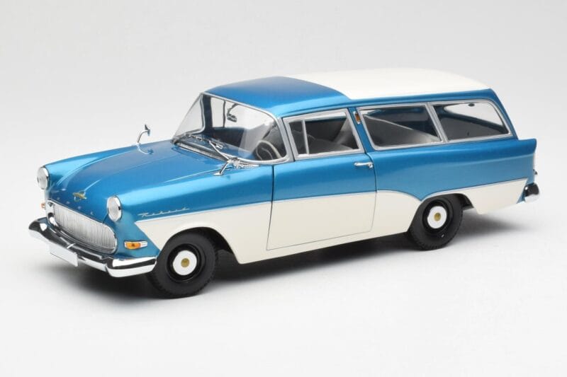Opel Rekord P1 Caravan Blau Metallic Minichamps 1:18 180043210 Metall