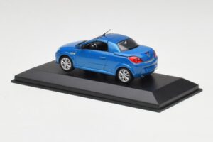 Opel Tigra Twin Top Blau Minichamps 1:43 919084 Metall – Bild 3 von 4