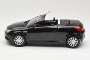 Opel Tigra TwinTop B Schwarz Norev 1:18 183600 Metall – Bild 4 von 8
