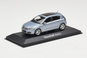 Opel Astra H Blue Metallic Minichamps 1:43 ASTRA004 Metall – Bild 2 von 4