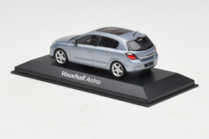 Opel Astra H Blue Metallic Minichamps 1:43 ASTRA004 Metall – Bild 3 von 4