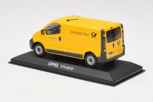 Opel Vivaro A Deutsche Post Minichamps 1:43 430040562 Metall – Bild 3 von 4