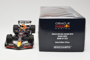 Oracle Red Bull Racing RB18 #11 S. Perez Miami GP 2022 Minichamps 1:18 110220511 Metall – Bild 6 von 6