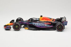 Oracle Red Bull Racing RB19 #1 M. Verstappen Winner Miami GP 2023 Minichamps 1:18 110230501 Metall – Bild 3 von 6