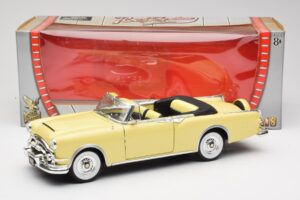 Packard Caribbean Cabriolet Gelb Road Signature 1:18 92798 Metall – Bild 8 von 8