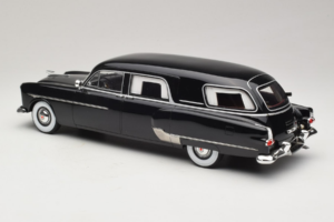 Packard Henney Schwarz BoS Models 1:18 BOS342 Metall – Bild 5 von 6