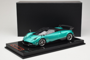 Pagani Huayra BC Green Metallic Yy Model 1:18 REMC020 Resin – Bild 7 von 7