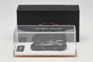 Pagani Huayra Tricolore Roadster Exposed Carbon Henson & Heaven 1:64 PHREC01 Metall – Bild 7 von 7