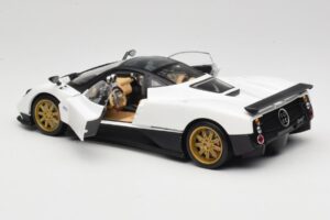 Pagani Zonda F Weiss Mondo Motors 1:18 157655 Metall – Bild 5 von 8