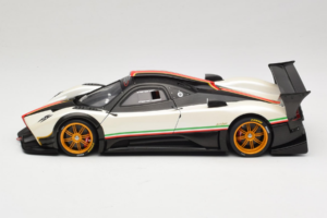 Pagani Zonda R Revolucion Weiss AUTOart 1:18 78262 Metall – Bild 4 von 8