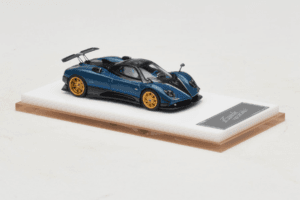 Pagani Zonda Tricolore Exposed Carbon Blau Henson & Heaven 1:64 PZTECB01 Metall – Bild 4 von 7