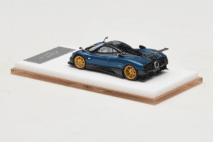 Pagani Zonda Tricolore Exposed Carbon Blau Henson & Heaven 1:64 PZTECB01 Metall – Bild 5 von 7