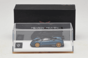 Pagani Zonda Tricolore Exposed Carbon Blau Henson & Heaven 1:64 PZTECB01 Metall – Bild 7 von 7