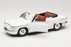 Panhard PL17 Cabriolet Weiss Solido 1:18 8174 Metall – Bild 2 von 8