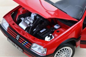 Peugeot 205 GTi 1.9 PTS Deco Vallelunga Rot Norev 1:18 184846 Metall – Bild 3 von 3