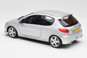Peugeot 206 RC Aluminium Silber Norev 1:18 184726 Metall – Bild 7 von 8